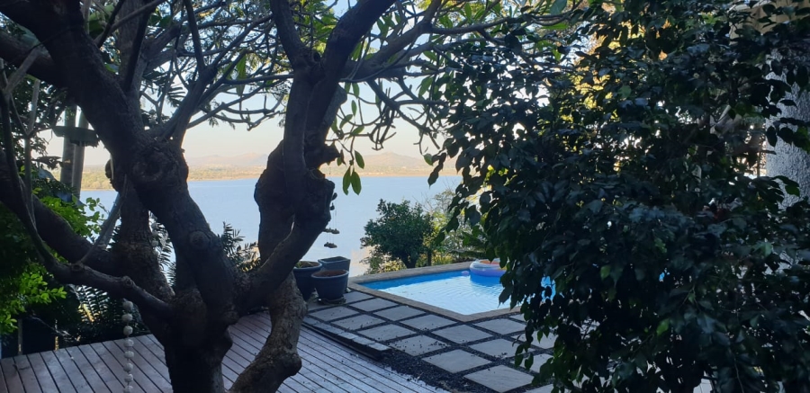 3 Bedroom Property for Sale in Kosmos North West